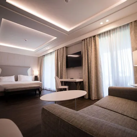 Splendido Bay Luxury 5* Padenghe sul Garda